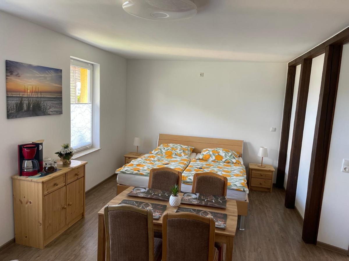 Apartamento Jennys Hofladen Usedom Town Exterior foto